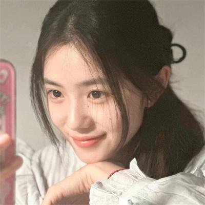 蓝色